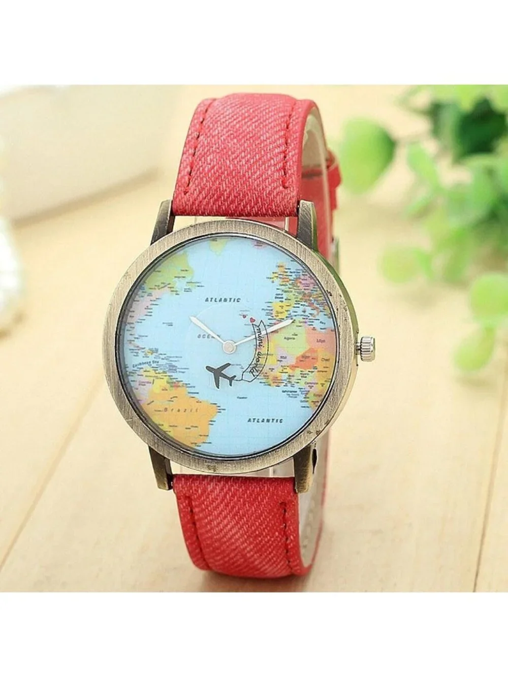 Unisex Red Quartz Leather Band Retro Bronze Case Global Travel World Map Watch